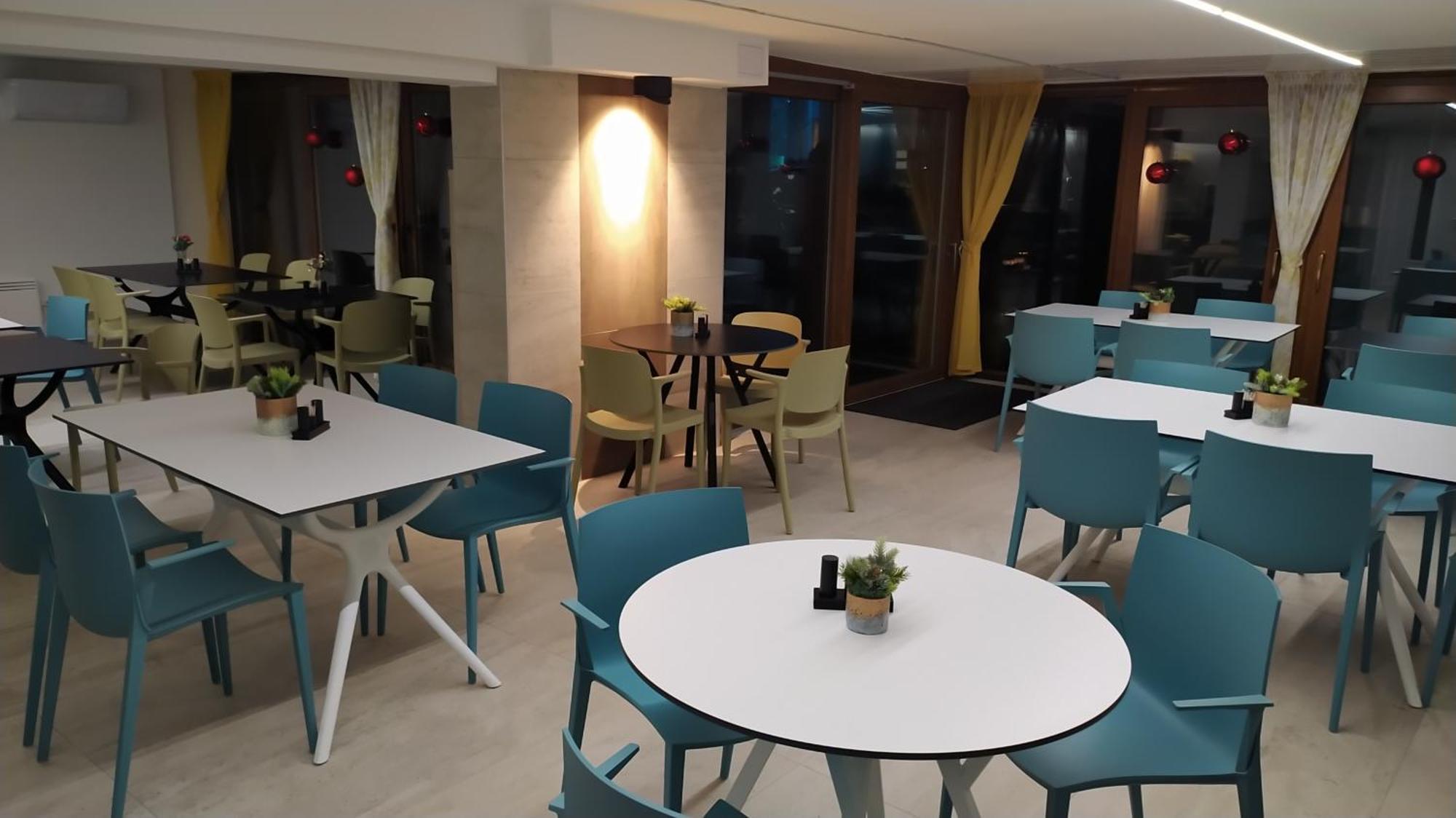 La Vita Premium Panzio Gyula Luaran gambar